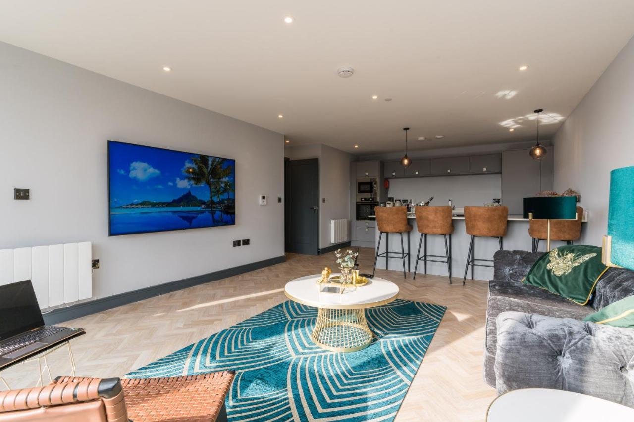 Luxe Apartments, The Moorwell, Parking, Gym - 10Mins Cardiff City Ctr Habitación foto